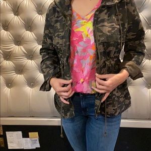 Kenzie Camo Jacket EUC